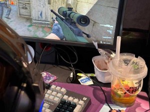 一起玩 csgo 的萌妹子，技术超神，人美声甜等你来撩