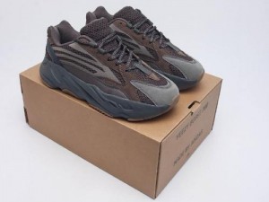 阿迪达斯 YEEZY700 复古休闲运动慢跑鞋